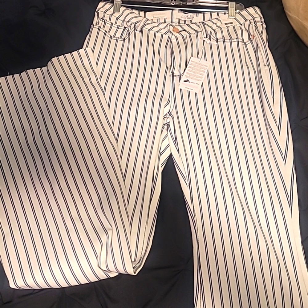 Bnwt Judy Blue flare jeans